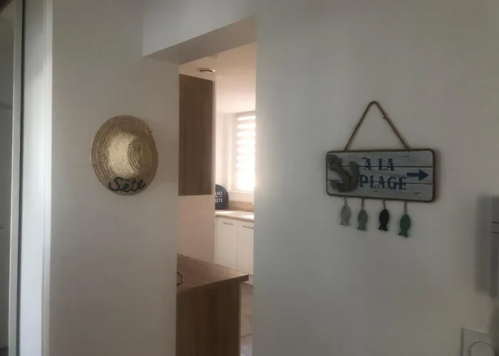 L'escale Setoise 公寓 *