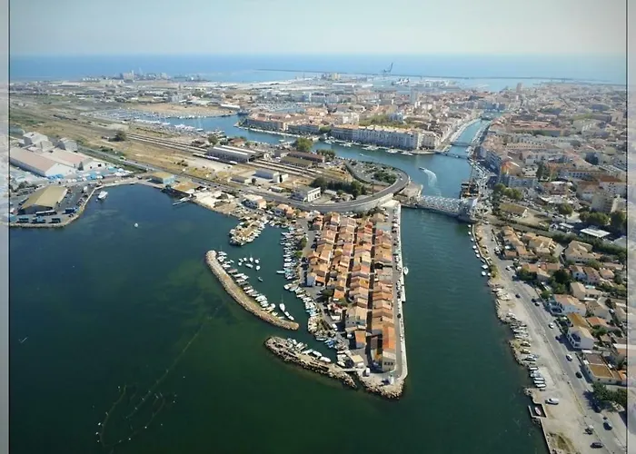 L'escale Setoise 公寓